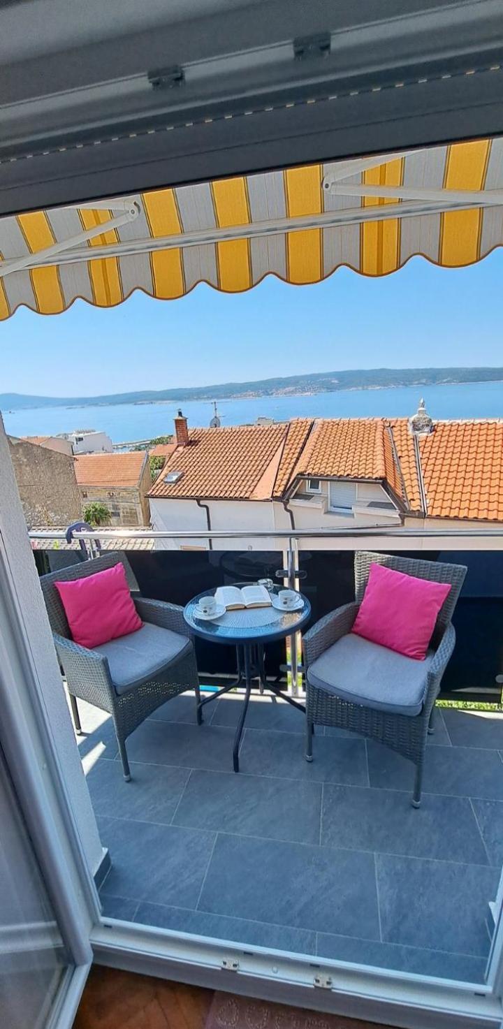 Apartments Ema Crikvenica Exterior photo