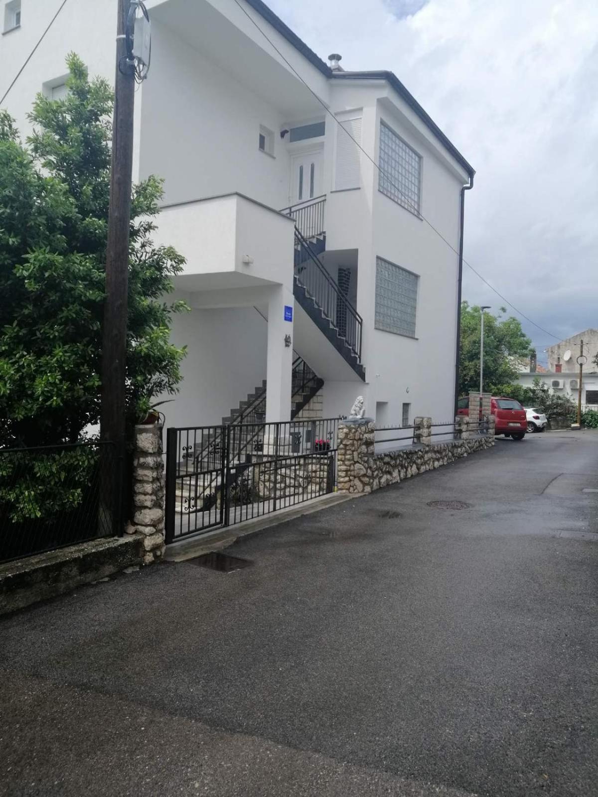 Apartments Ema Crikvenica Exterior photo