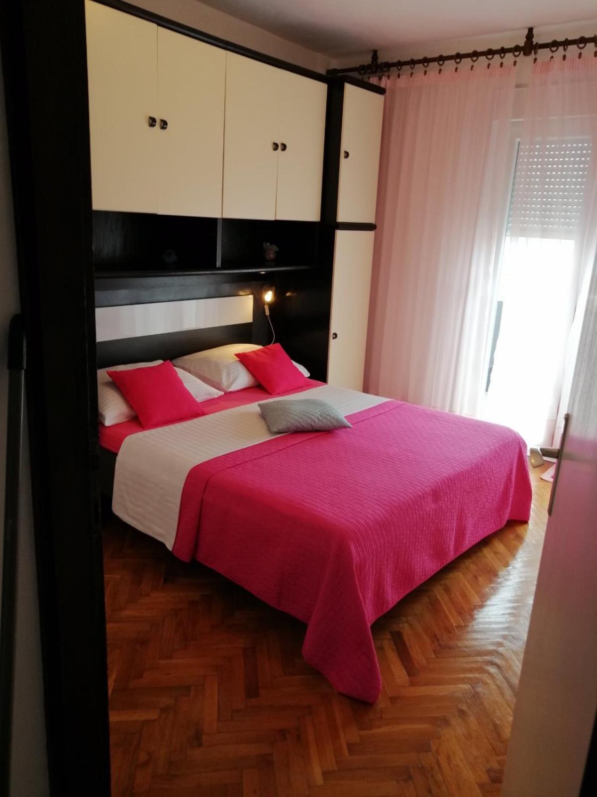 Apartments Ema Crikvenica Exterior photo