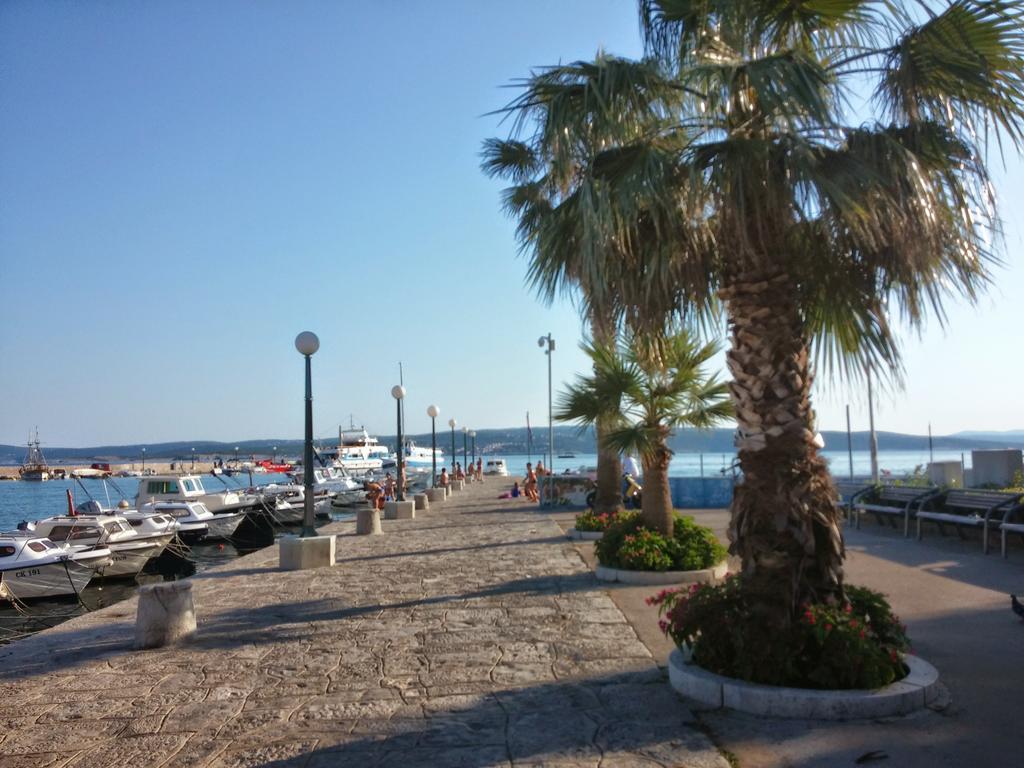 Apartments Ema Crikvenica Exterior photo